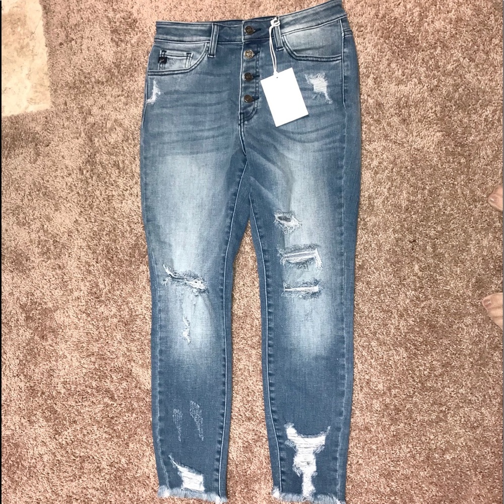 NWT- Kancan denim distressed jeans - Sz 29